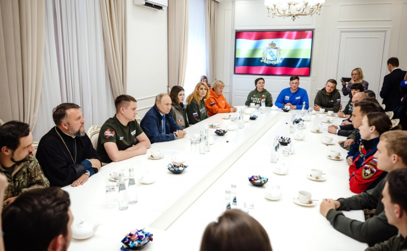 В РФ заявили, что Путин побывал в Курской области в менее чем 100 км от Украины