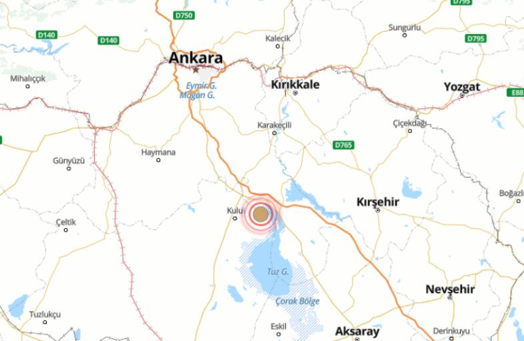 В Турции землетрясение: толчки ощущались в Анкаре, куда прилетел Зеленский